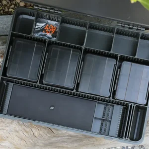 Forge Tackle Pudełko Tactical Box 5 – 8 małych pudełek i tablica przyponowa w zestawie